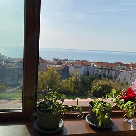 Sea And Sky From The Window Lägenhet Sveti Vlas Exteriör bild